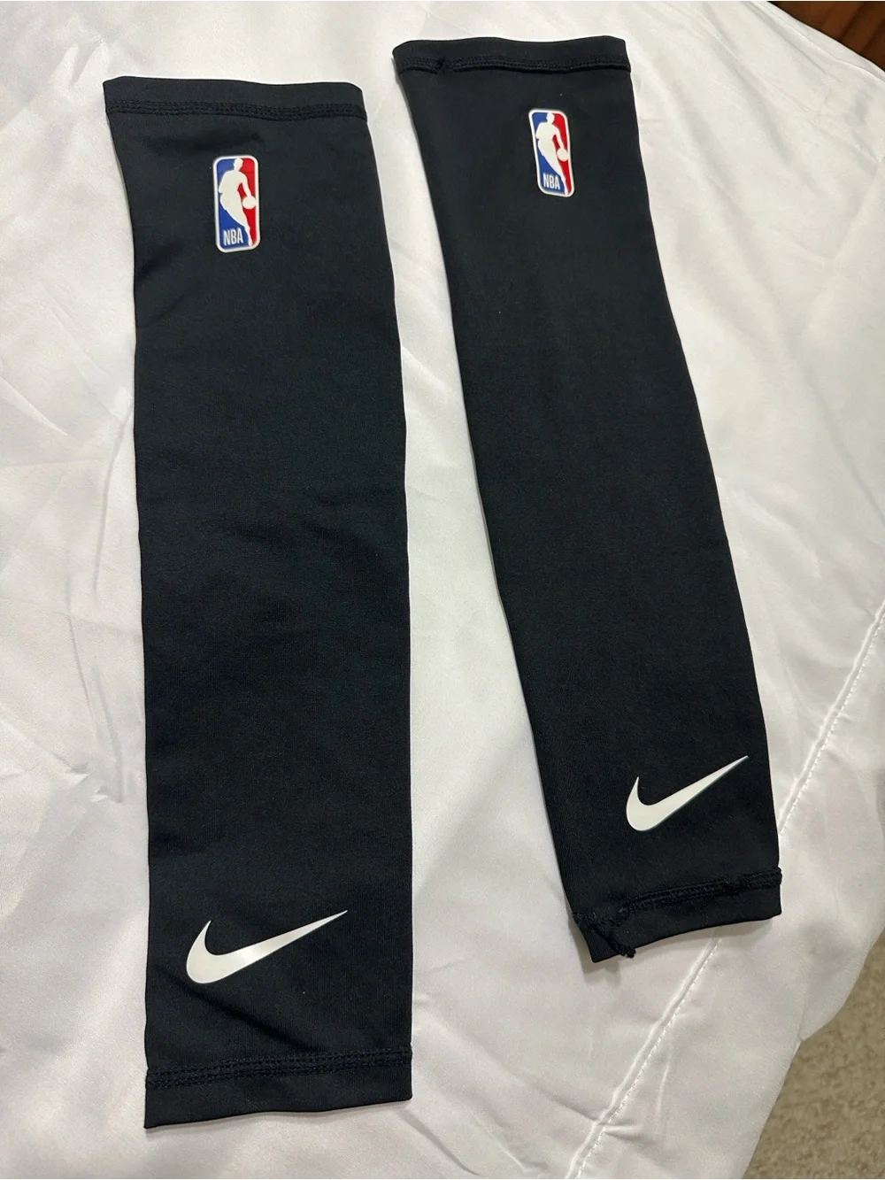 Nike NBA black basketball arm sleeves one size